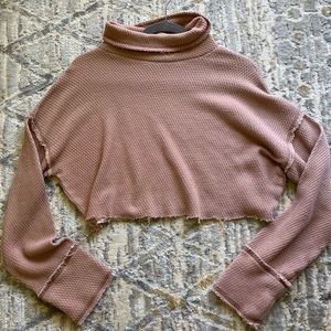urban outfitters cropped long sleeve
